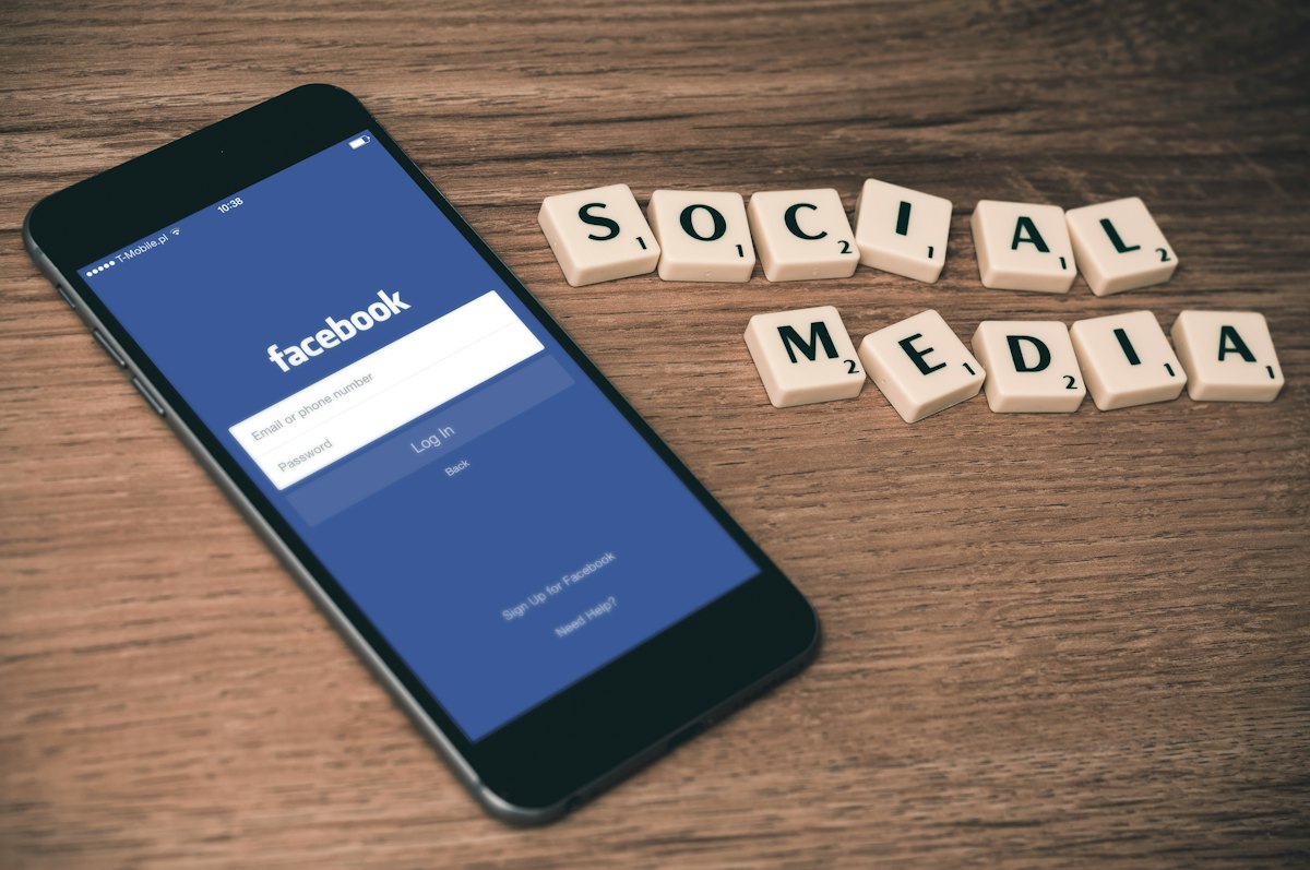 Internet, Percakapan Publik, dan Perubahan Tren